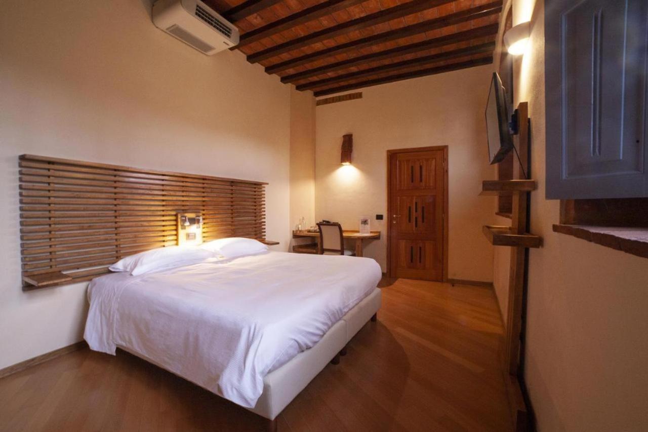 Agriturismo Cascina Farisengo Stagno Lombardo Экстерьер фото