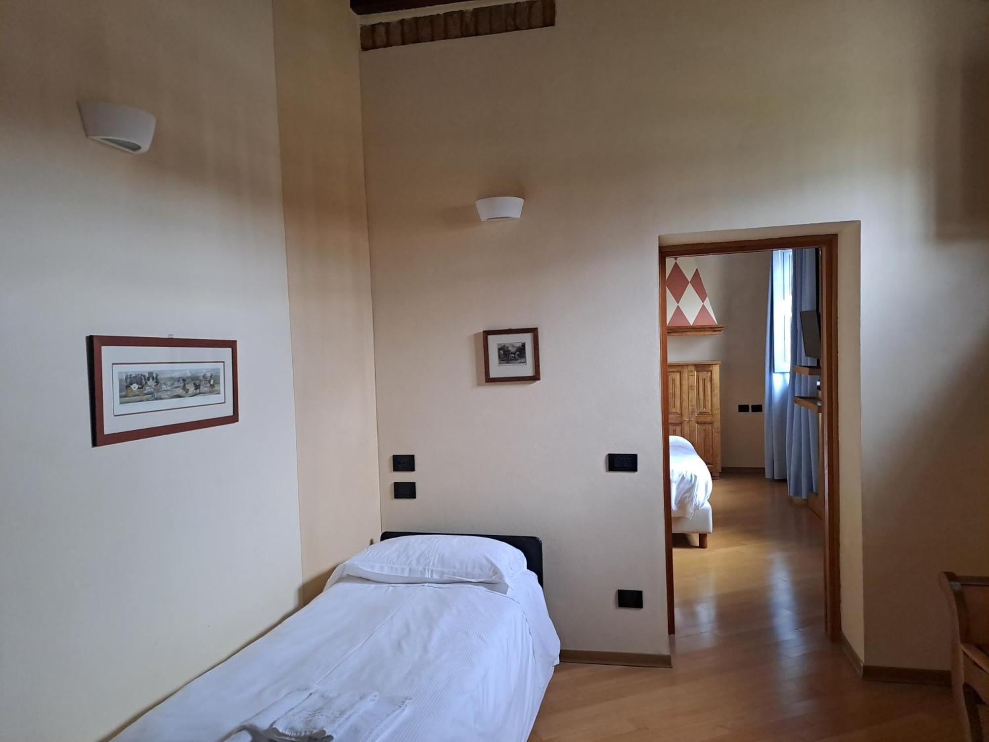 Agriturismo Cascina Farisengo Stagno Lombardo Экстерьер фото